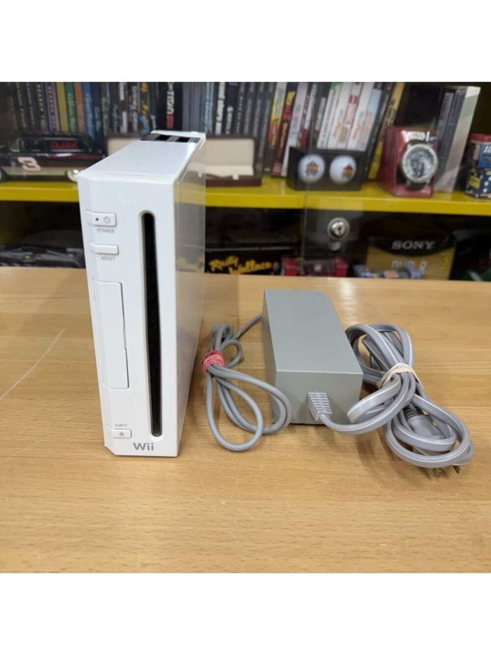 Nintendo Wii White RVL-001(USA) 2006 Authentic Tested Console with AC Adapter!